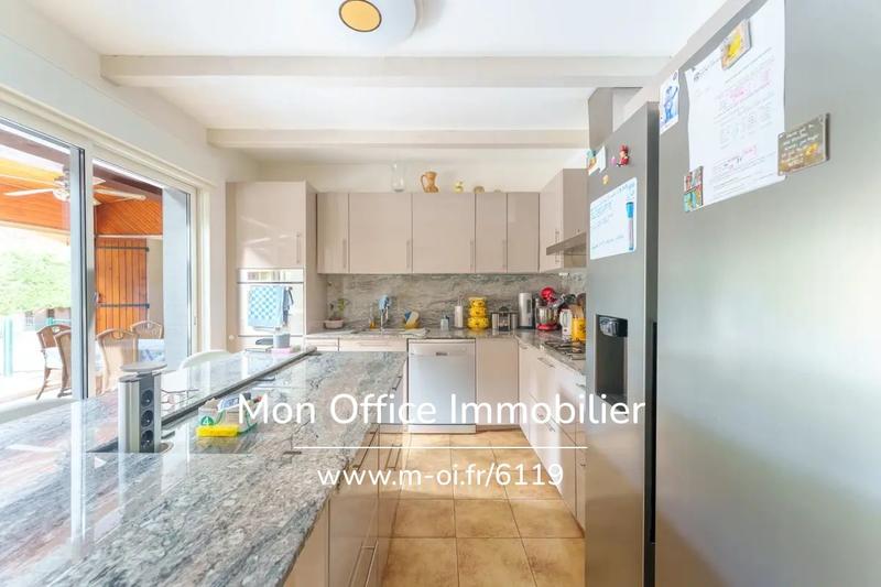 Villa - 220 m² - 7 pièces