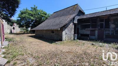 Maison - 180 m² - 7 pièces