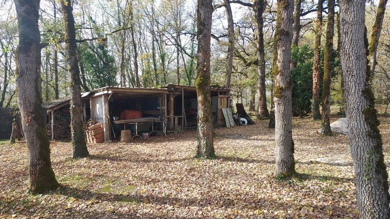 Terrain constructible - 1 090 m²