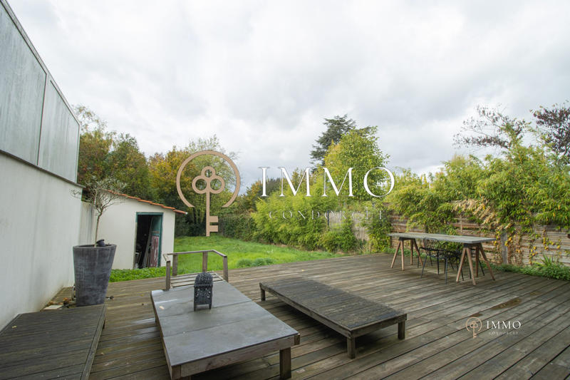 Maison contemporaine - 178 m² - 7 pièces