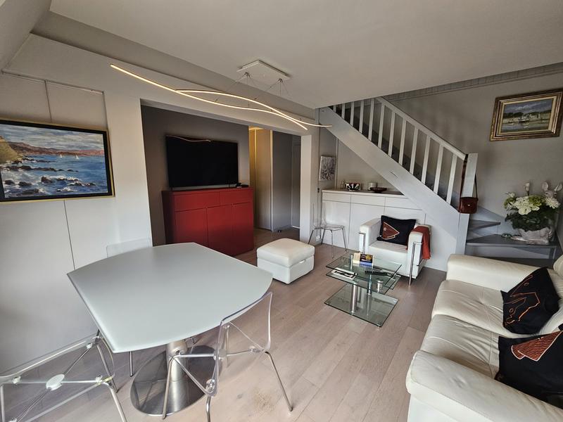 Appartement - 82 m² - 4 pièces