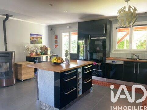 Maison - 131 m² - 6 pièces