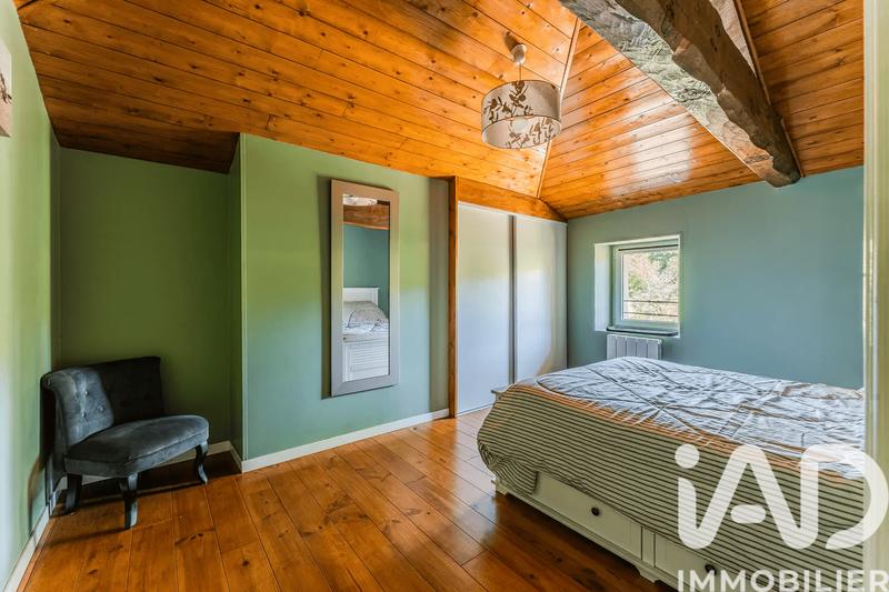 Maison - 153 m² - 7 pièces