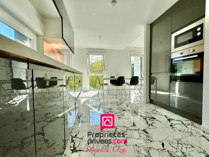 Maison - 150 m² - 5 pièces