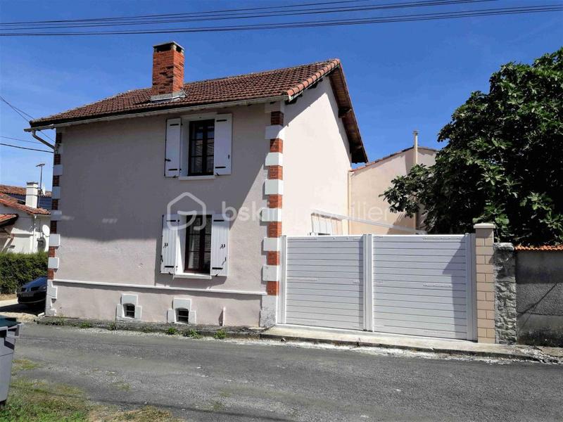 Maison - 89 m² - 4 pièces