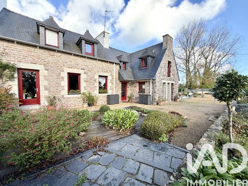 Maison - 170 m² - 7 pièces