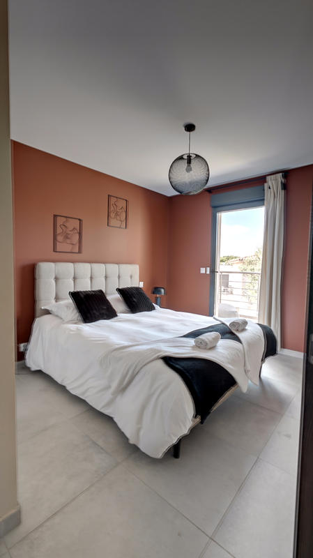 Appartement - 100 m² - 4 pièces