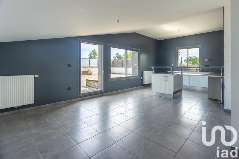 Maison - 96 m² - 4 pièces