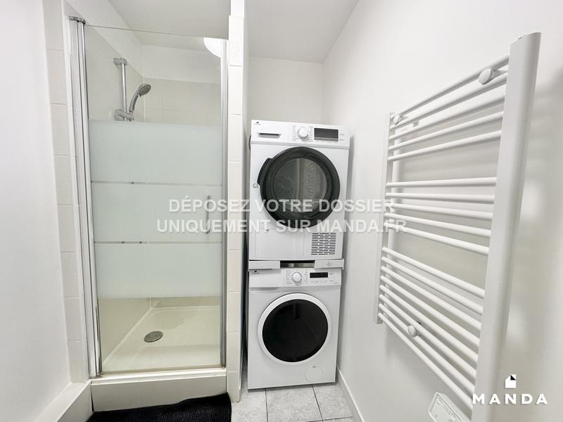 Chambre - 10 m² - 5 pièces