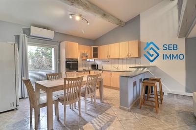 Maison - 85 m² - 4 pièces