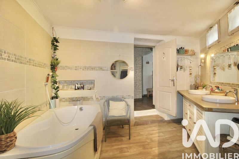 Maison de village - 129 m² - 5 pièces