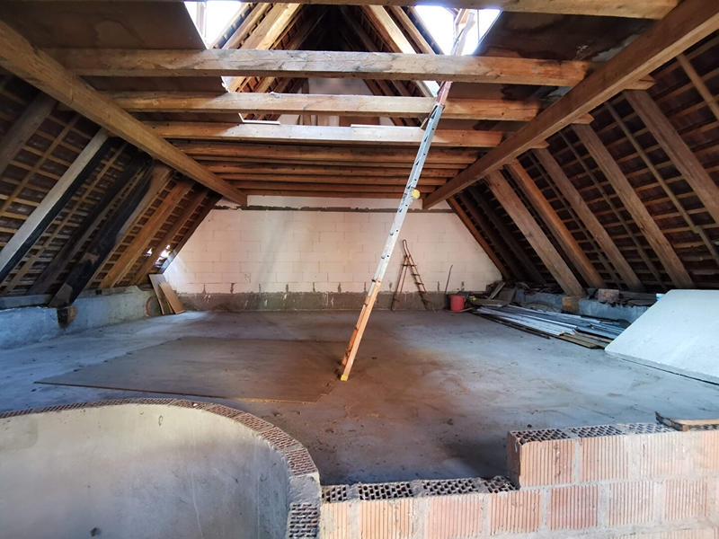 Appartement - 100 m² - 4 pièces