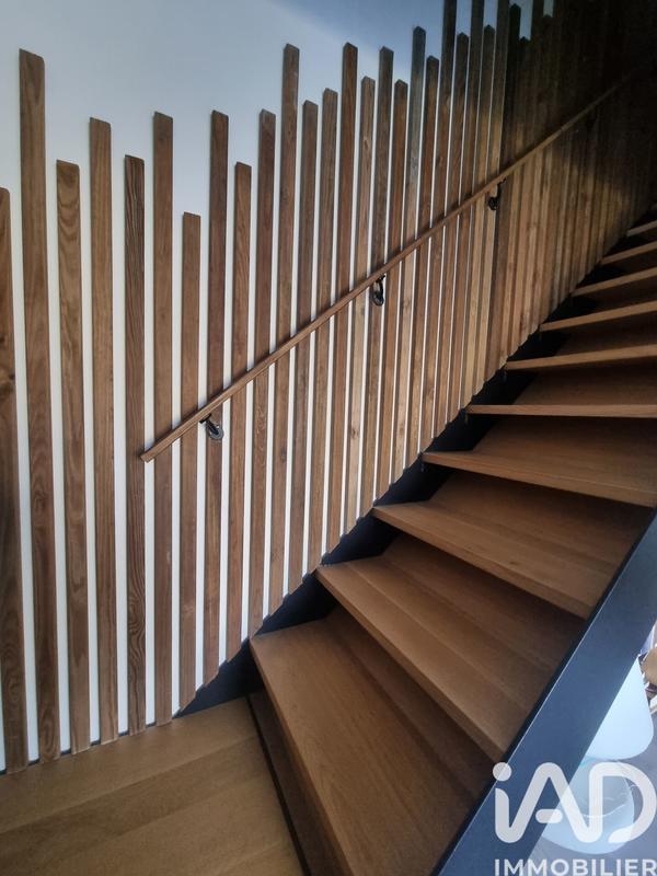 Maison - 161 m² - 6 pièces