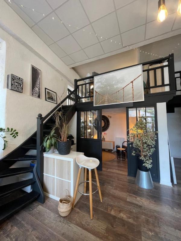 Local commercial - 73 m² - 4 pièces