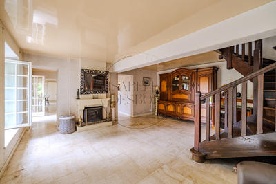 Maison - 178 m² - 6 pièces