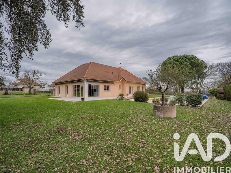 Maison - 150 m² - 5 pièces