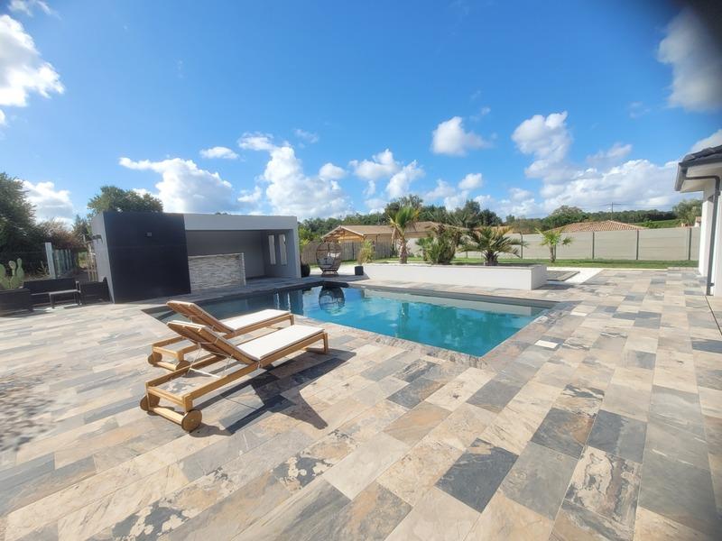 Maison - 147 m² - 5 pièces