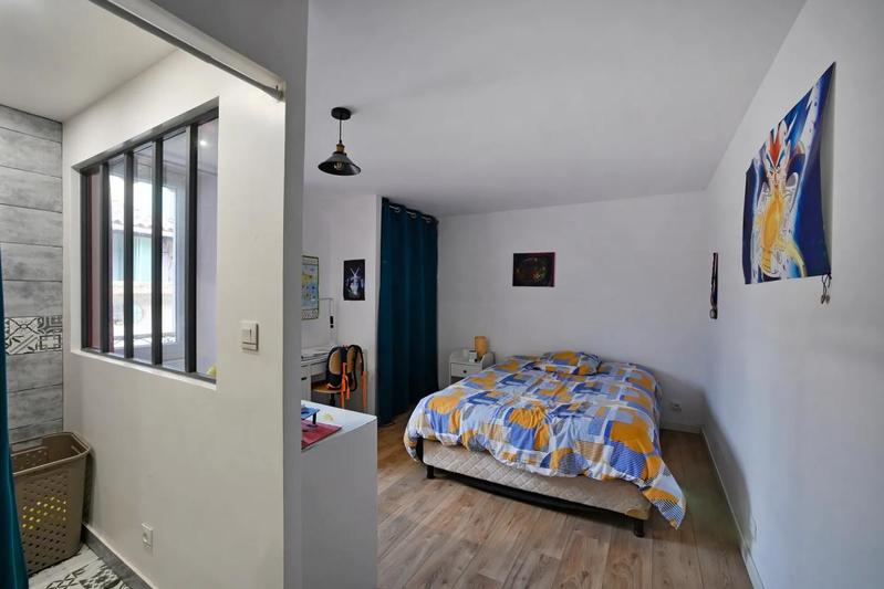 Appartement - 143 m² - 5 pièces