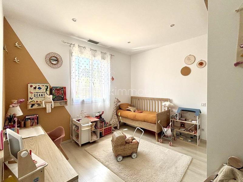 Maison traditionnelle - 103 m² - 4 pièces