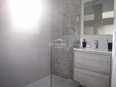 Appartement - 96 m² - 3 pièces