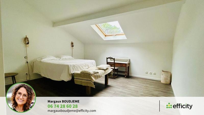 Maison - 220 m² - 7 pièces