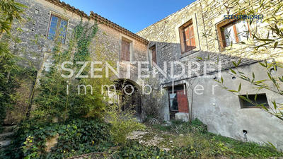 Maison - 195 m² - 11 pièces