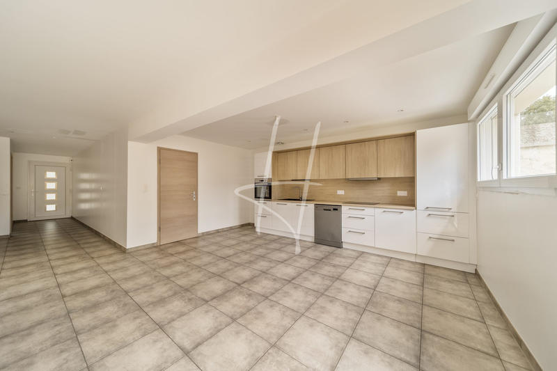 Maison - 158 m² - 7 pièces