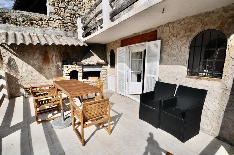 Maison en pierre - 110 m² - 6 pièces