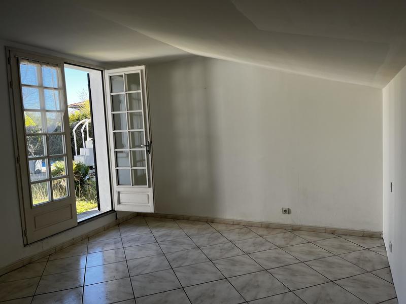Maison - 142 m² - 7 pièces