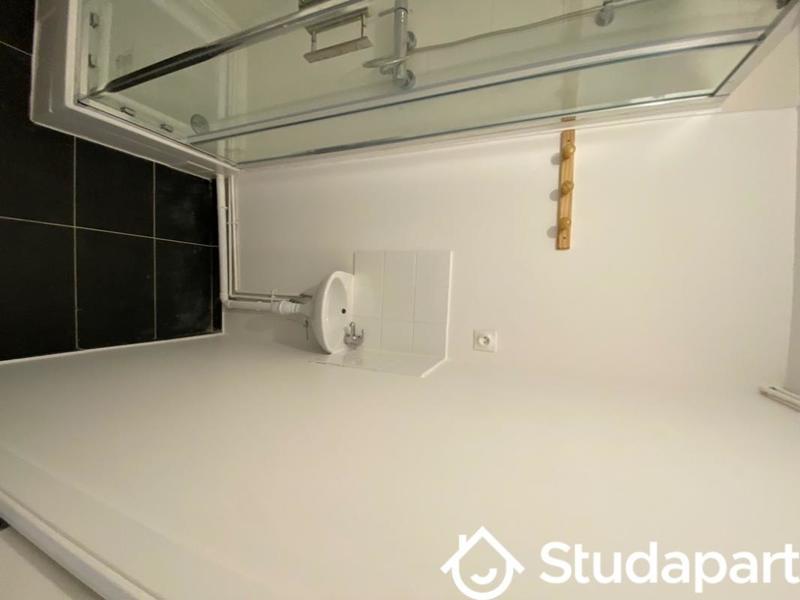 Chambre - 13 m² - 1 pièce