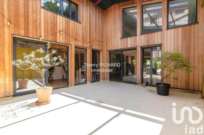 Maison de maîtres - 211 m² - 6 pièces