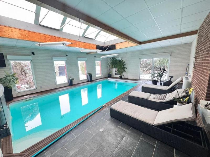 Maison - 162 m² - 7 pièces