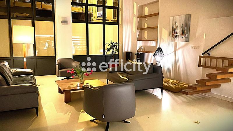 Loft - 123 m² - 2 pièces