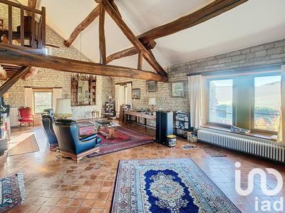 Maison - 357 m² - 2 pièces