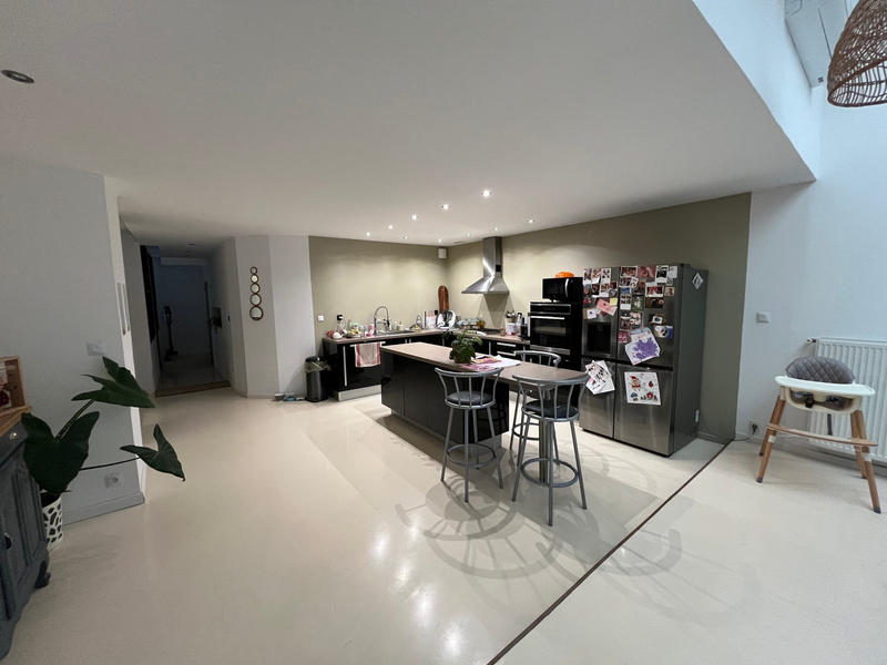 Maison - 175 m² - 6 pièces