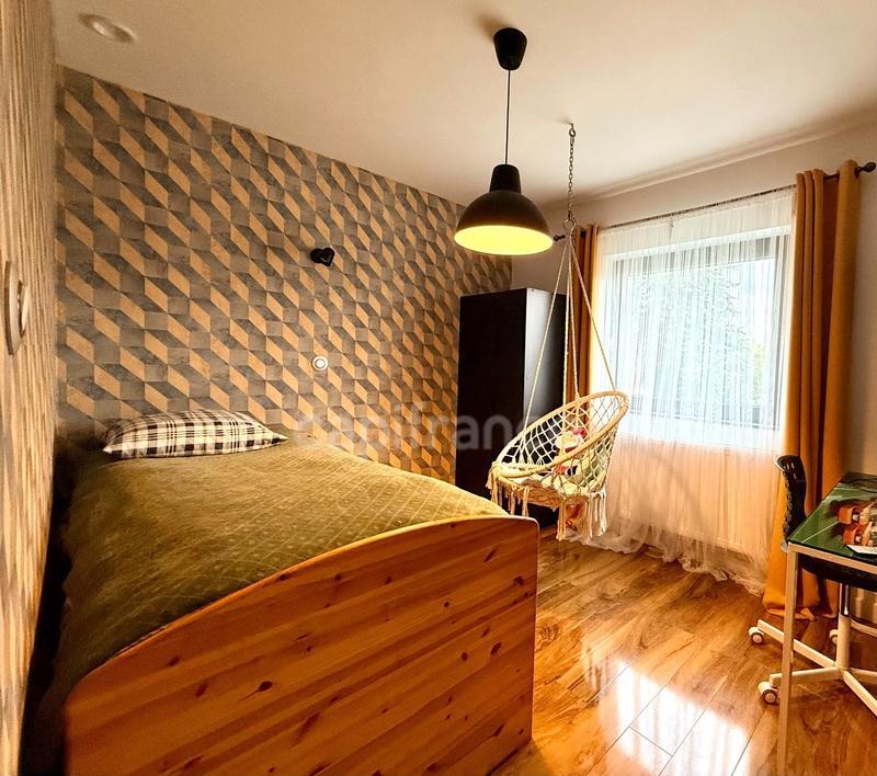 Maison - 162 m² - 7 pièces