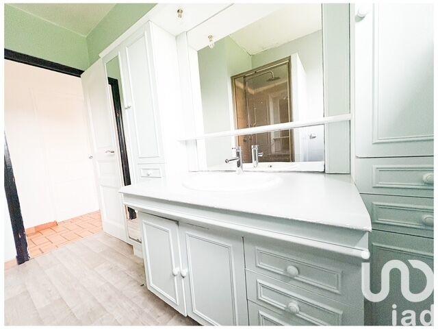 Maison - 121 m² - 6 pièces