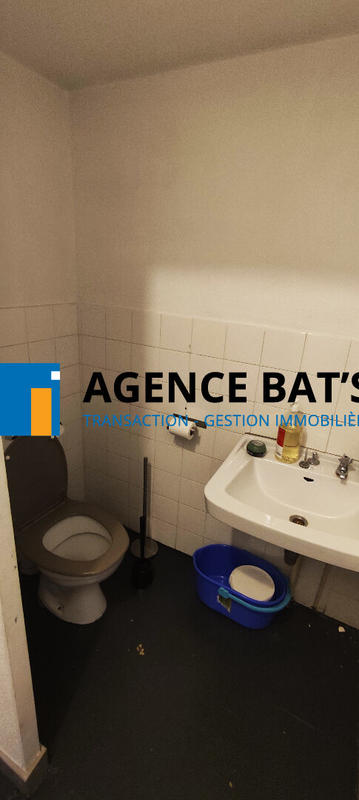 Bureau - 80 m² - 5 pièces