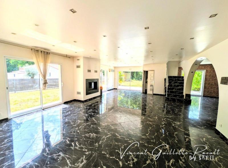 Maison - 172 m² - 5 pièces