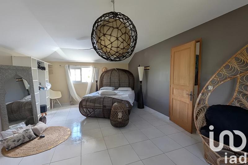 Maison - 160 m² - 5 pièces