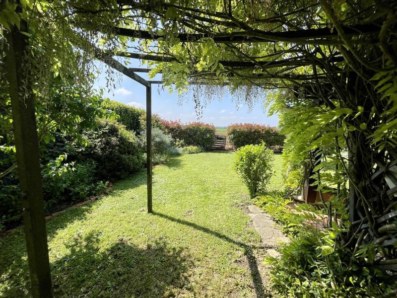 Château - 148 m² - 5 pièces