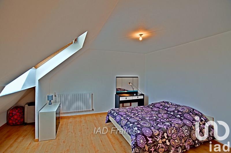 Maison - 180 m² - 8 pièces