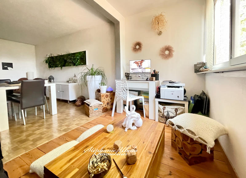 Appartement - 93 m² - 4 pièces