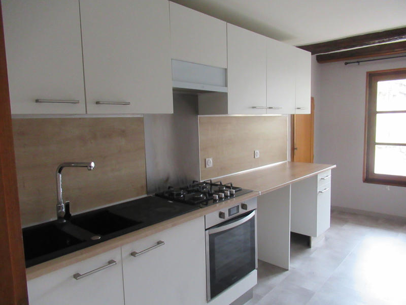 Appartement - 93 m² - 3 pièces