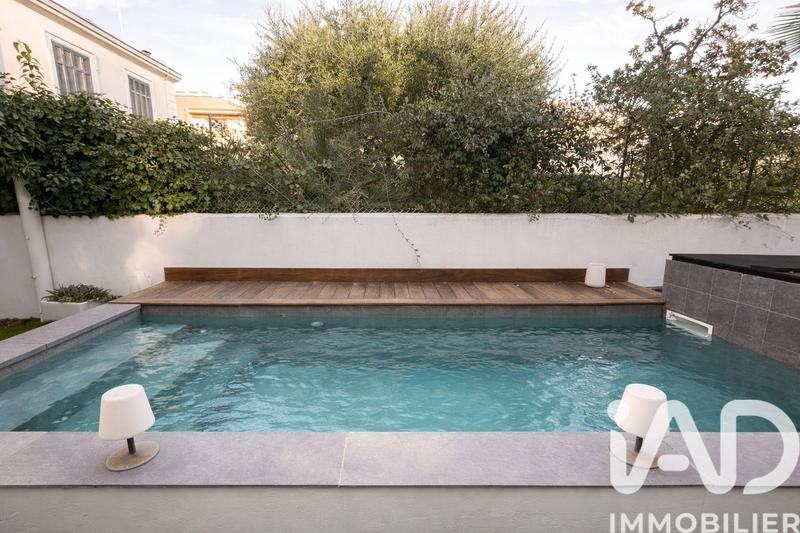 Maison - 170 m² - 5 pièces