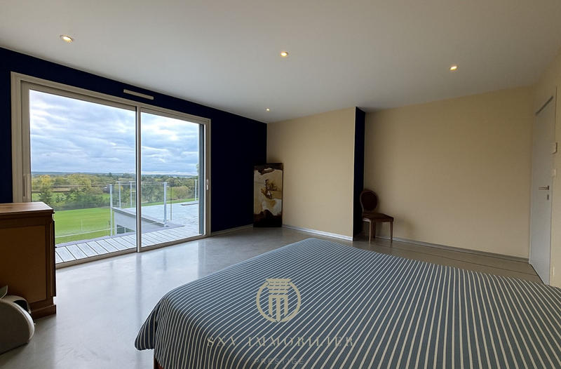 Villa - 200 m² - 7 pièces