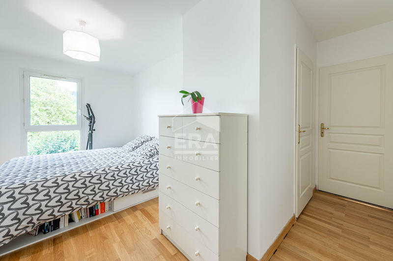 Appartement - 92 m² - 4 pièces