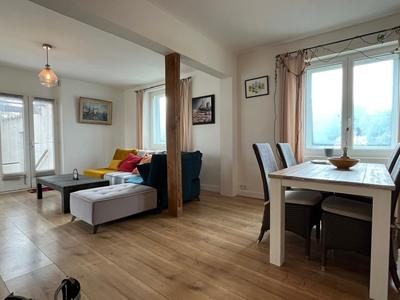 Maison - 123 m² - 5 pièces