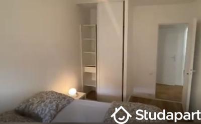 Chambre - 11 m² - 1 pièce