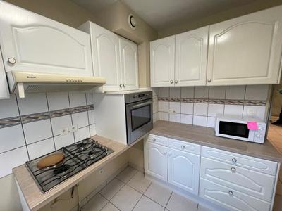 Maison - 97 m² - 6 pièces